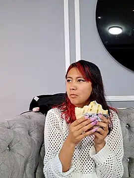 Aria Joness  online show from 11.12.25