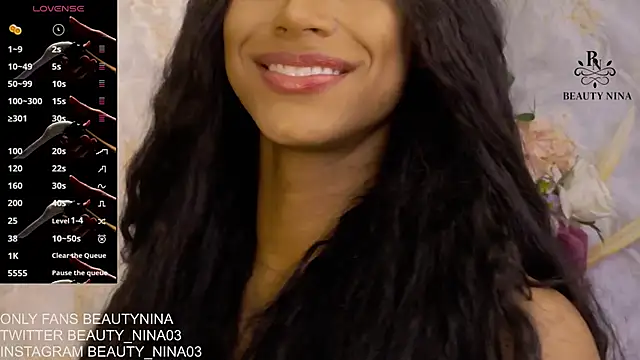 Snapshot of beauty_nina chatting on 09.15.25 beauty nina online show from 09.15.25