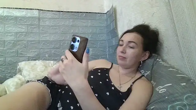 DanaNeon online show from 05.23.26