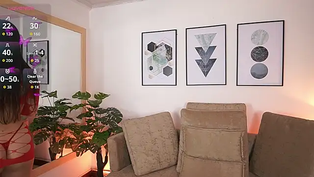 MilaCrave online show from 09.17.25