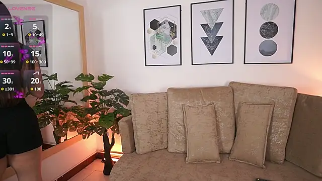 MilaCrave online show from 09.18.25