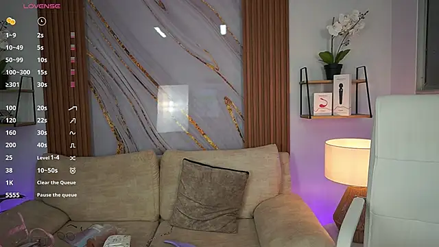 MilaCrave online show from 09.29.25