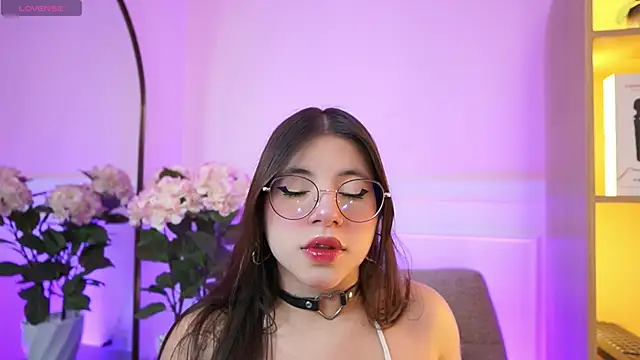 MilaCrave online show from 03.09.26