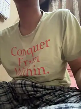 Snapshot of daddytemptation chatting on 09.28.25 daddytemptation online show from 09.28.25