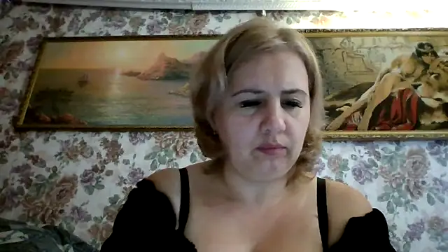 Snapshot of LustyyX chatting on 10.09.25 LustyyX online show from 10.09.25