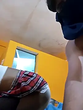 Snapshot of PleasantPassenger9 chatting on 11.17.25 PleasantPassenger9 online show from 11.17.25