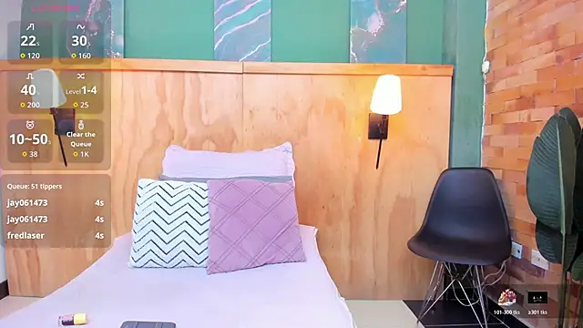 halleylorens online show from 03.11.26