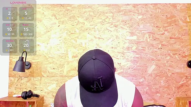 santiblack7 online show from 12.20.25