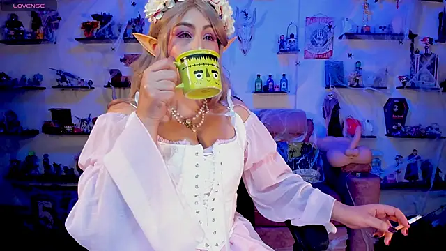 winnylove1 online show from 10.30.25