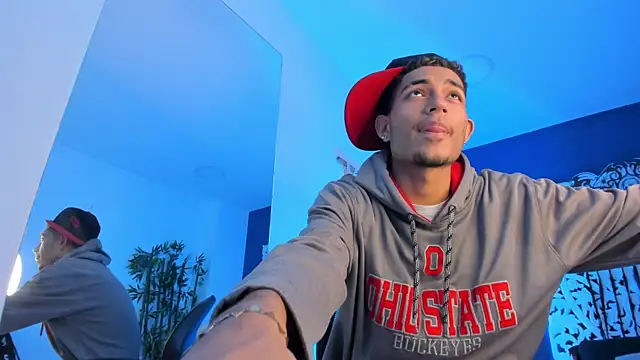 Adonis WB online show from 11.03.25