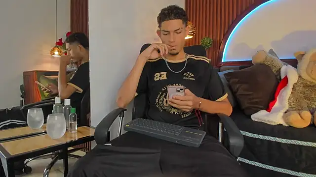 Adonis WB online show from 12.19.25