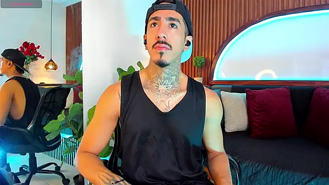 Donovan Desmond online show from 04.09.26