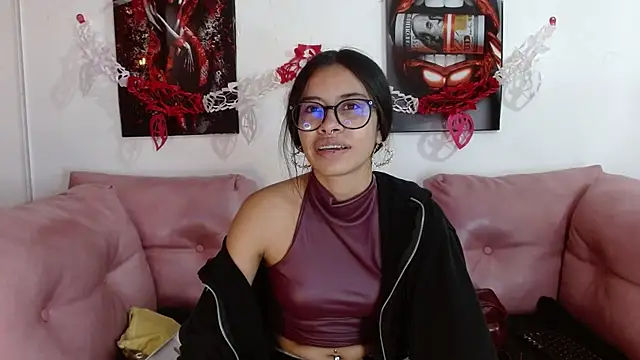 Miahotcs1 online show from 02.17.26