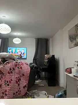 Snapshot of blissyboo123 chatting on 10.03.25 blissyboo123 online show from 10.03.25