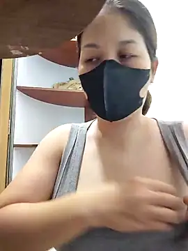 Snapshot of Ladymlem chatting on 09.27.25 Ladymlem online show from 09.27.25