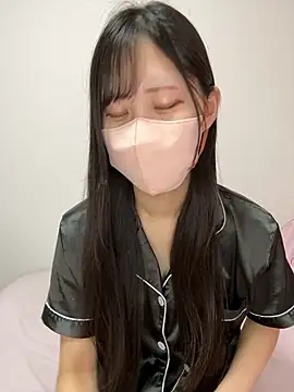 Snapshot of noa_uxu chatting on 09.09.25 noa uxu online show from 09.09.25