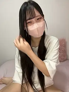 Snapshot of noa_uxu chatting on 09.10.25 noa uxu online show from 09.10.25