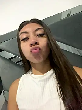 Sara-cooper2 online show from 01.06.26