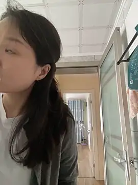 Snapshot of Mier-cn chatting on 05.19.26 Mier-cn online show from 05.19.26