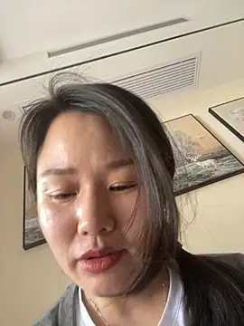 Snapshot of Mier-cn chatting on 05.20.26 Mier-cn online show from 05.20.26