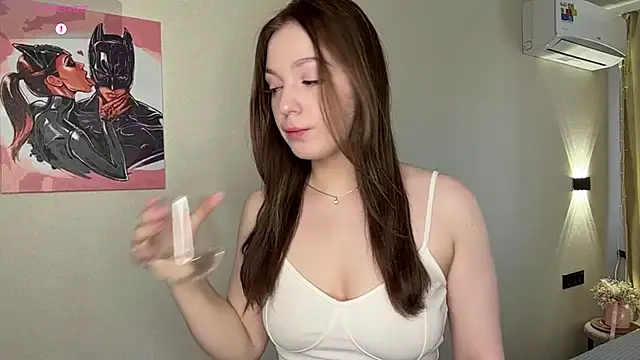 NguyetHankey online show from 03.19.26