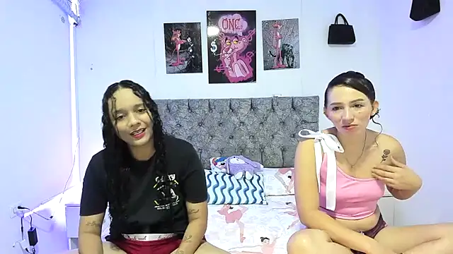 Snapshot of nay_and_aleja1 chatting on 04.25.26 nay and aleja1 online show from 04.25.26
