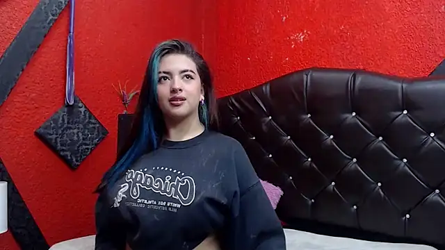 MaviceMur online show from 11.19.25