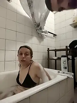 TheBunnyAndTheMaster online show from 04.13.26