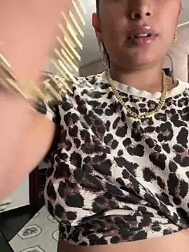 Snapshot of JaneetDeea chatting on 10.11.25 JaneetDeea online show from 10.11.25