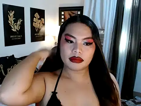 Snapshot of TSbrianaHugeCock chatting on 09.10.25 TSbrianaHugeCock online show from 09.10.25