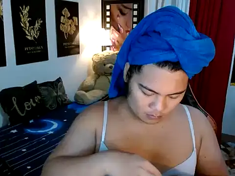 TSbrianaHugeCock online show from 11.15.25