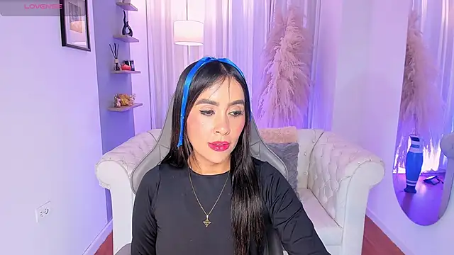 Natalia Leon8 online show from 12.14.25