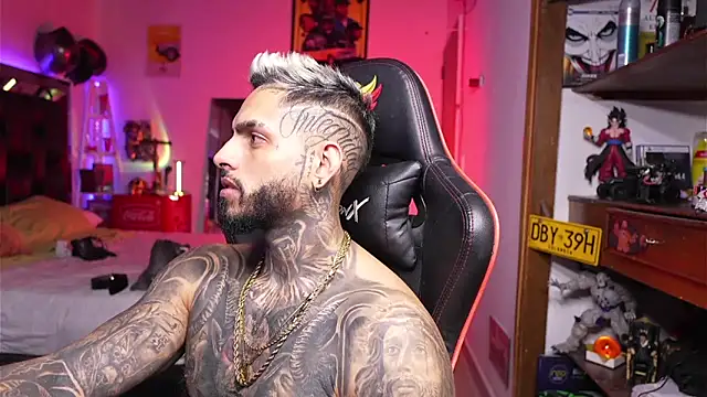 logan hugh8 online show from 03.30.26