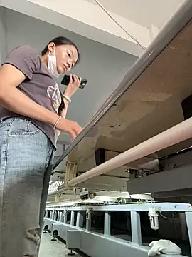 Snapshot of coco-o chatting on 09.25.25 coco-o online show from 09.25.25