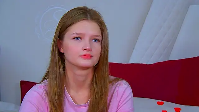 Snapshot of JaneRosen chatting on 07.19.26 JaneRosen online show from 07.19.26