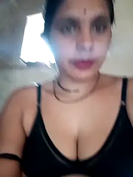 Snapshot of Chanchal_ji chatting on 10.04.25 Chanchal ji online show from 10.04.25