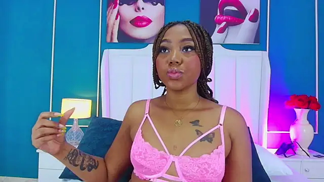 AngelaRoberts online show from 09.17.25