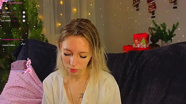 NyxaThorn online show from 12.21.25