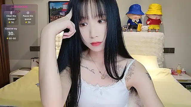 M-OTT  online show from 11.04.25