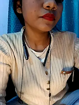 Snapshot of Horny_Ishika chatting on 11.12.25 Horny Ishika online show from 11.12.25