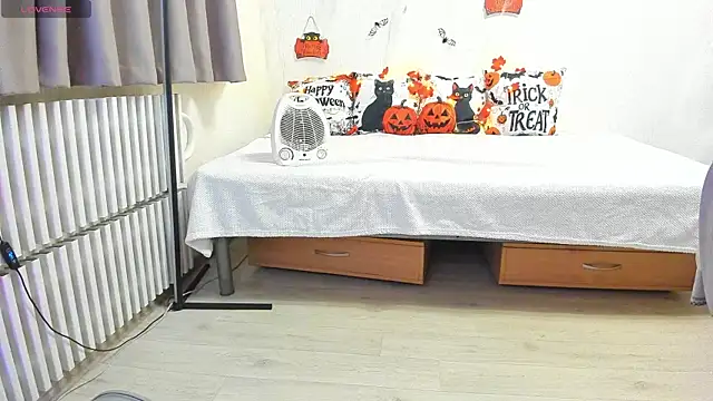 MilisaSweet777 online show from 10.24.25