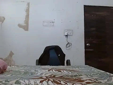 soya queen online show from 10.19.25