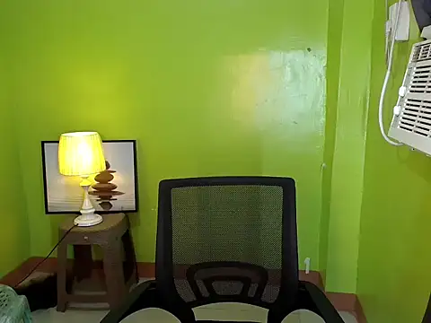 SultryCyraFoxmore online show from 04.04.26