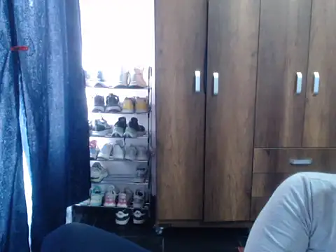 cloequeen15 online show from 11.27.25