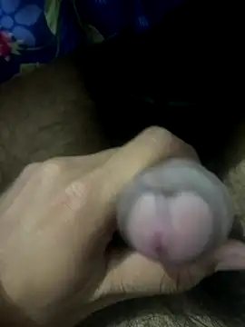 Snapshot of longfuckk chatting on 10.15.25 longfuckk online show from 10.15.25