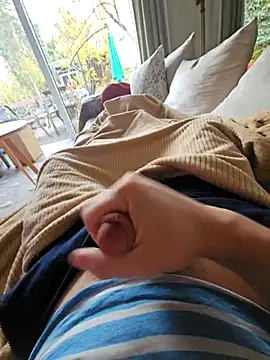 Snapshot of Piefke41 chatting on 11.12.25 Piefke41 online show from 11.12.25