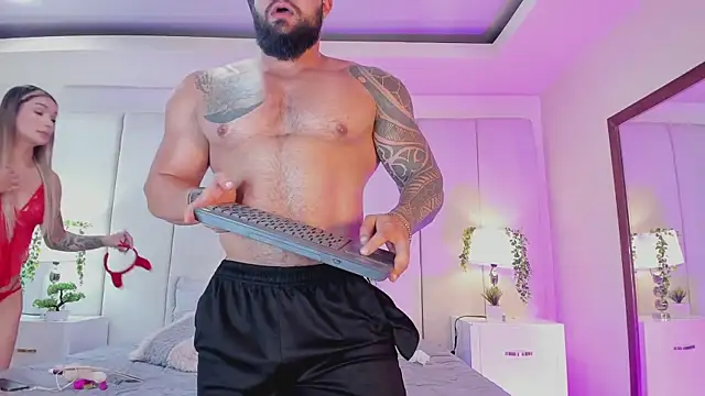 college muscle ass1 online show from 09.24.25