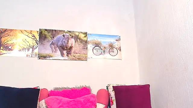 LoloQueen5 online show from 09.20.25