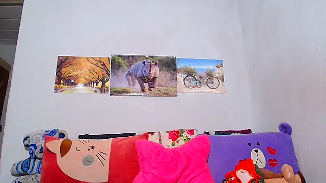 LoloQueen5 online show from 11.30.25