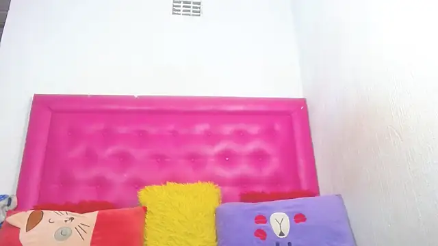 LoloQueen5 online show from 04.04.26